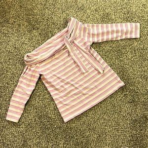 Woman’s shirt - comfortable - previously worn but in excellent condition.